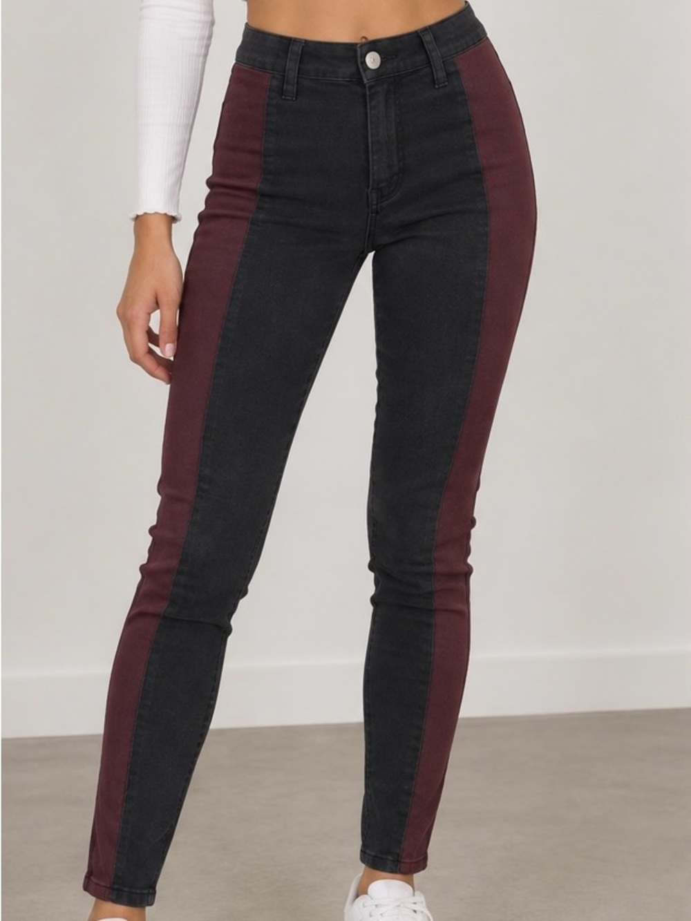 Brandy Melville skinny Jeans size 24